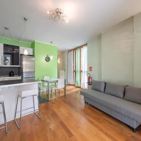 I-host - Certosa 92 Apartment *